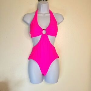 Aimage neon pink swimsuit 🩱 size small.